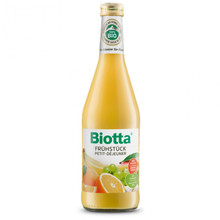 Мультифруктовый сокосодержащий напиток «Biotta» для завтрака с маркировкой 